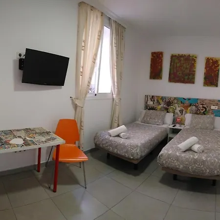 Lagunillas St. Πανσιόν Μάλαγα
