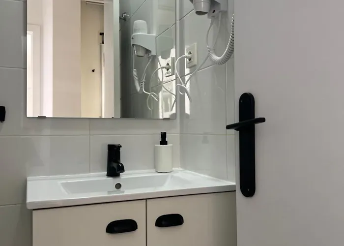 Pensjonat Lagunillas St. 3*